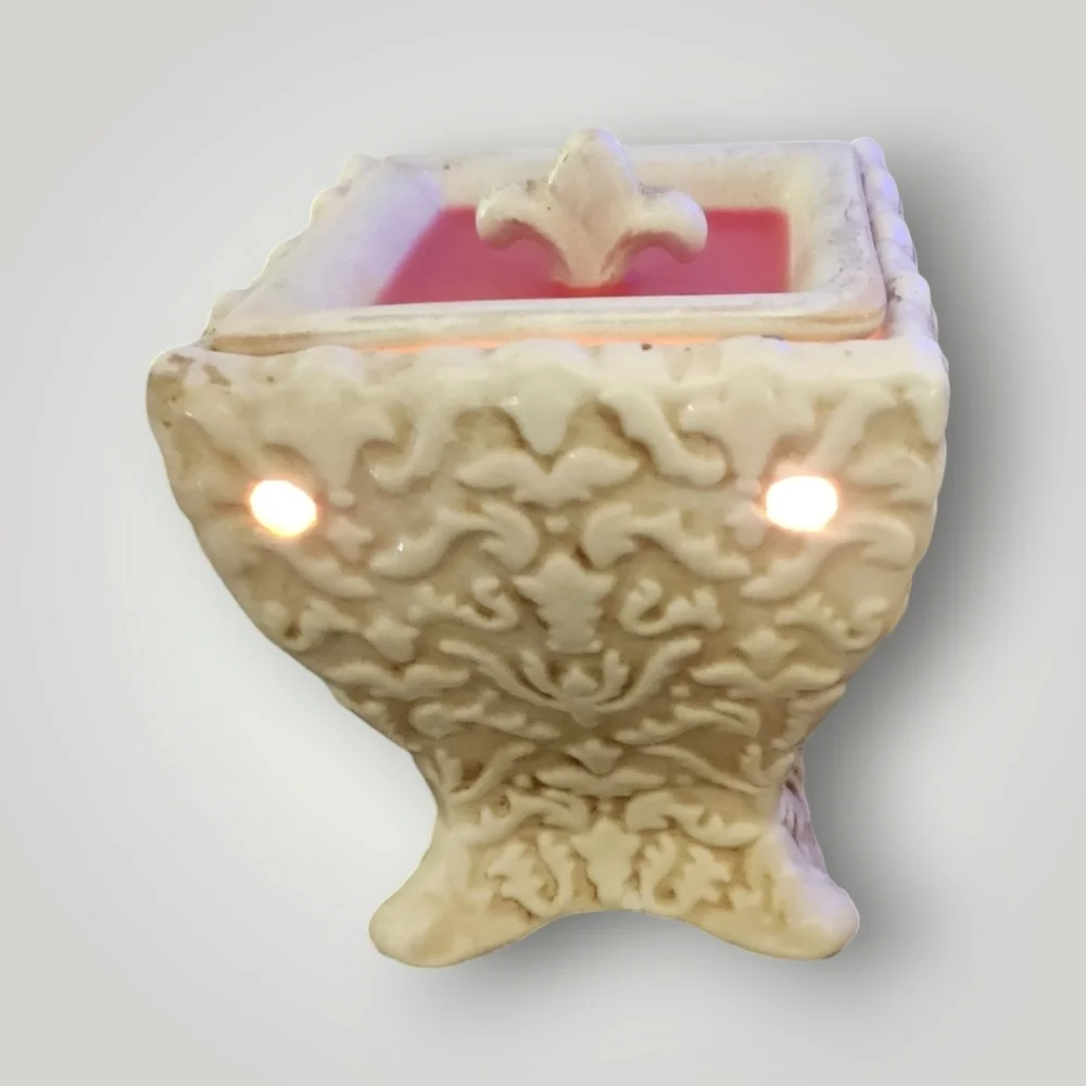 Scentsy Square Urn Style Aroma Lamp with Fleur de Lis Electric Ceramic Warmer